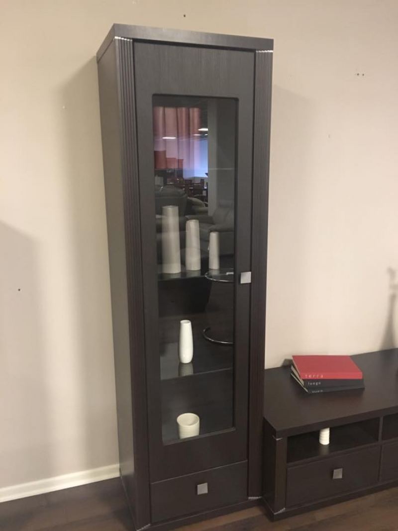 Vitrinë për TV me zbritje 