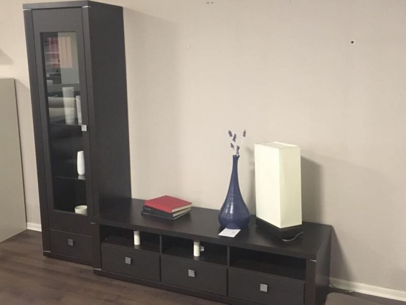 Vitrinë për TV me zbritje 