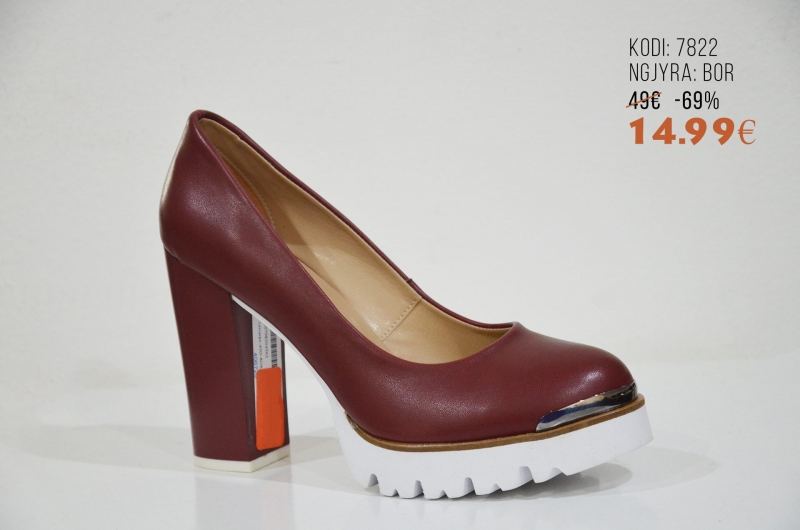 Këpucë për femra